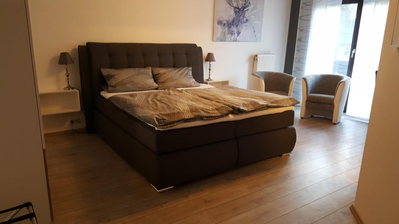 Landhotel Linden Am Venekotensee Нидеркрюхтен Экстерьер фото
