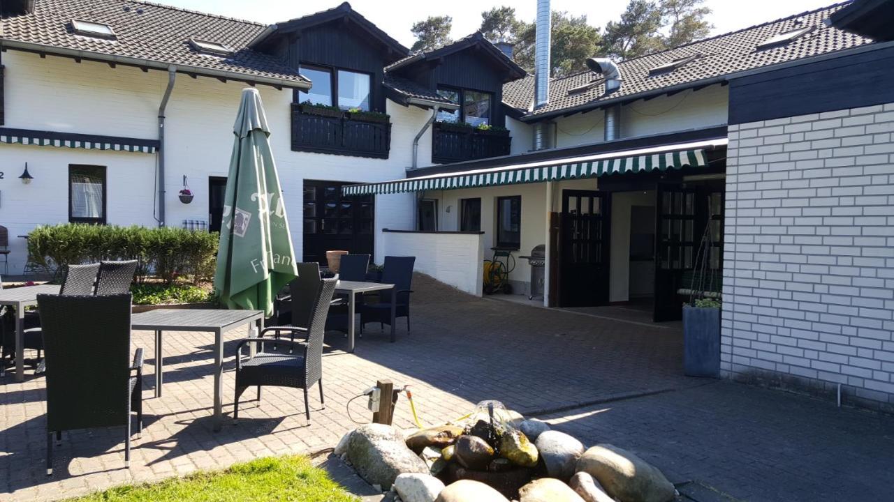 Landhotel Linden Am Venekotensee Нидеркрюхтен Экстерьер фото