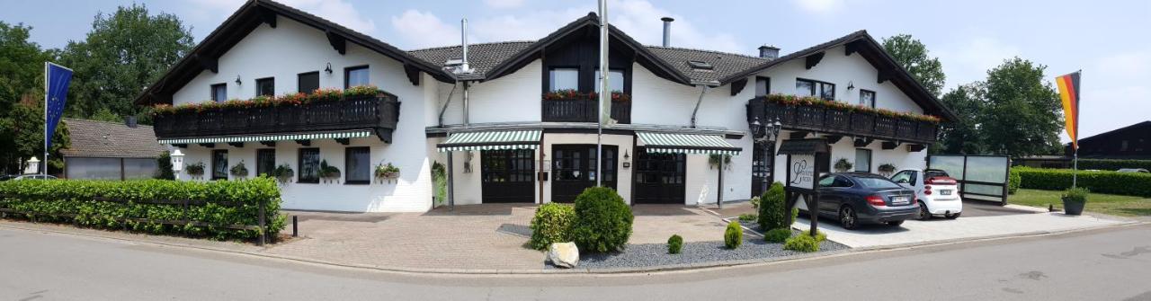 Landhotel Linden Am Venekotensee Нидеркрюхтен Экстерьер фото
