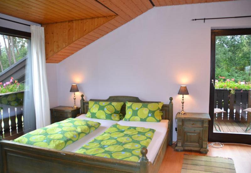Landhotel Linden Am Venekotensee Нидеркрюхтен Номер фото